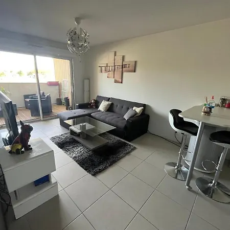 T2 Design Dans Neuve *